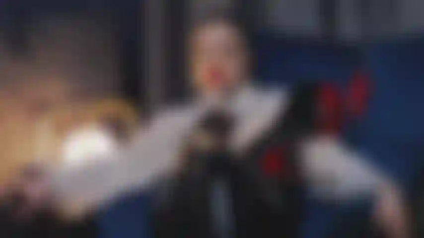 Chefe, humilhando você para se tornar seu cachorrinho idiota.