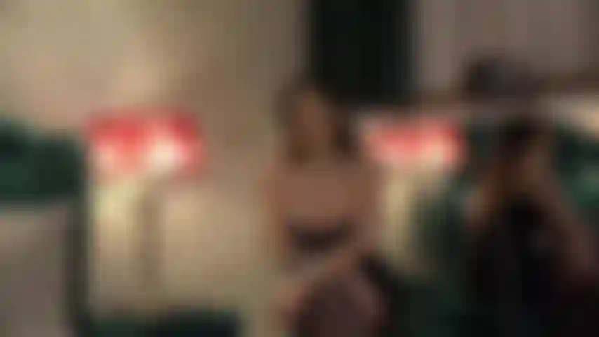 Sua verdadeira deusa vai humilhar seu pau inútil e fazer você adorar sua perfeição.