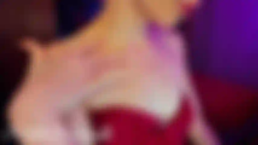 Adoração no pescoço e no peito - provocação após o banho (sem áudio).