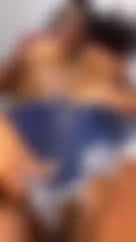 sexy nikol rub my clictoris