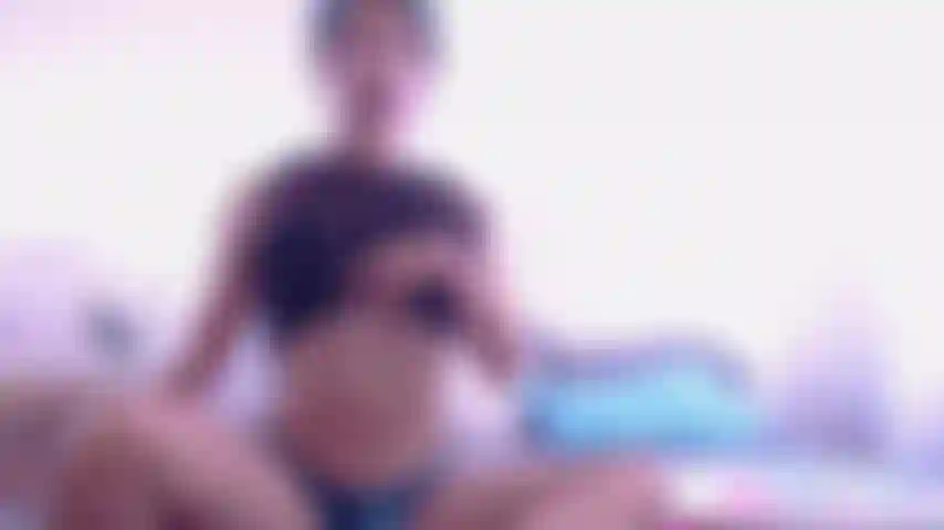 Joi curta provocação.