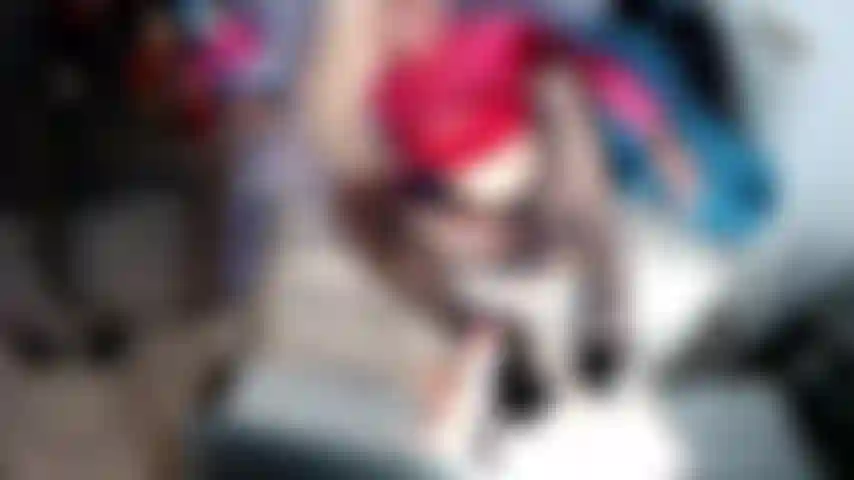 " Tentação da meia-noite: meias pretas breannas brilham".