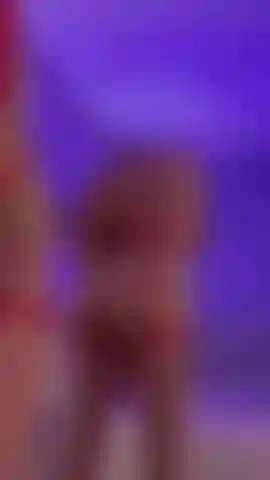 Sexy dance in the mirror