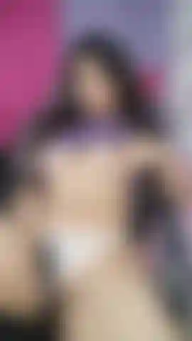 Treat me like a queen and I will be your whore