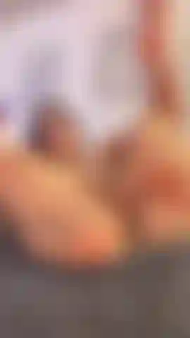 Anal perfeito para você, cremoso e molhado... Você gosta dos meus óculos?