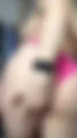 Foda-se meus dois buracos safados.