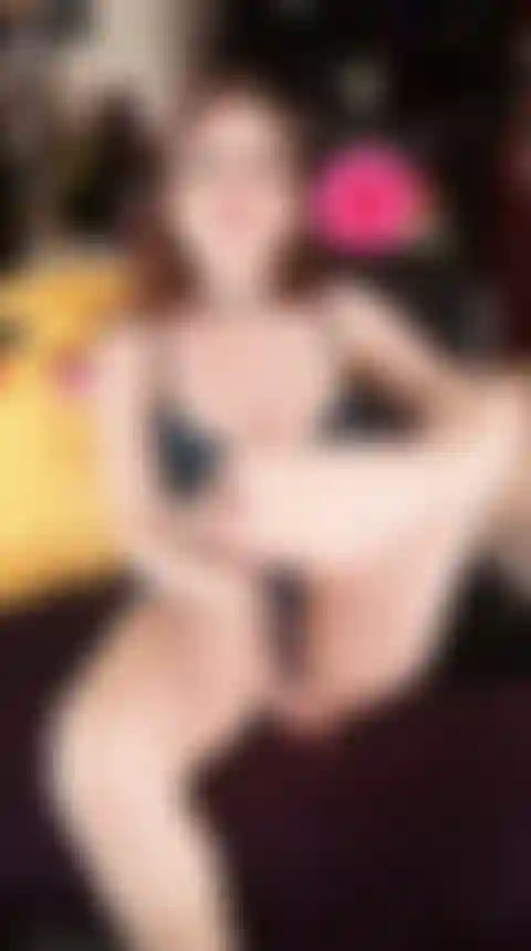 Chupando os próprios dedos!