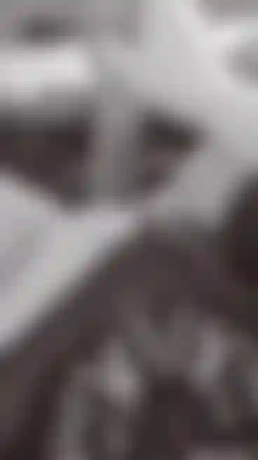 A quick bit of pussy play with my dildo! (Black and White)