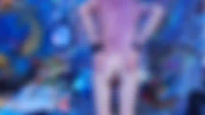 Fetiche anal de garota gótica com brinquedos novos!