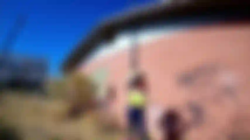 A aventura ao ar livre do hippie mais excitado.