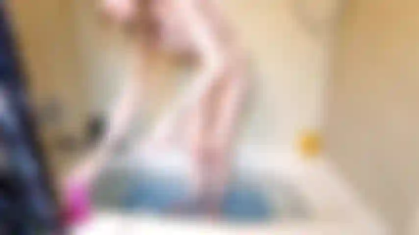 Nos bastidores depilando a sensualidade.