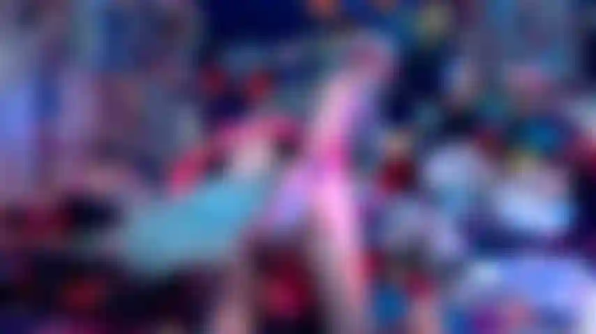 A deusa do espaço ensina o gooner a ficar boquiaberto, parte 1.