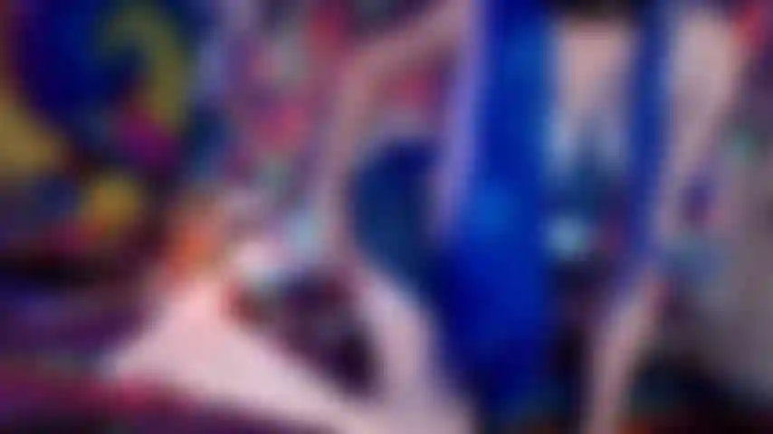 Rosa vermelha/estimulação anal com novo vibrador de rosas.