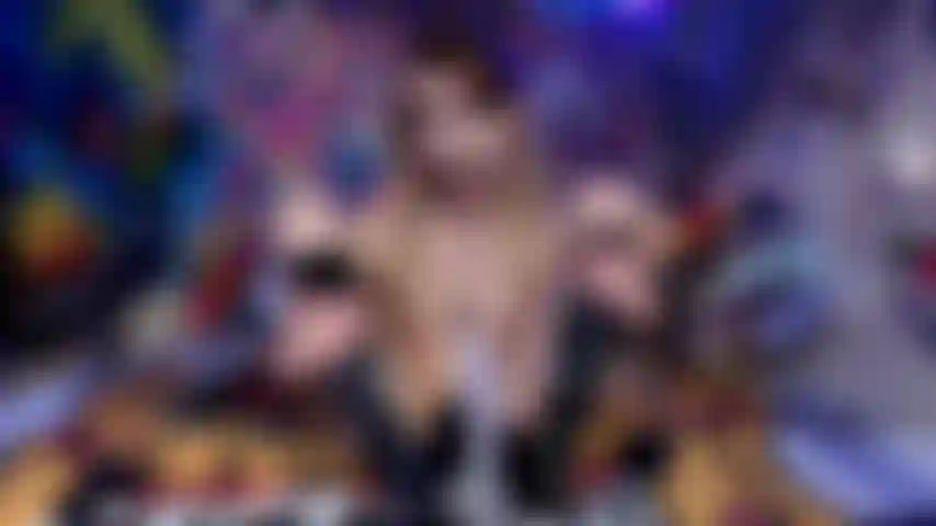 Dedos longos e fedorentos (meias suadas e fedorentas, fetiche por pés).