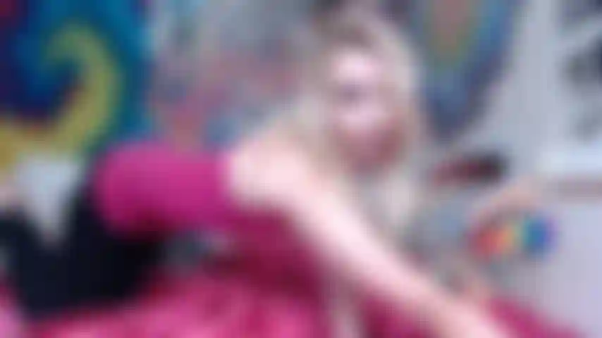 Sexy fantasia de roleplay com legging fetiche + uma gostosa chupar e foder!