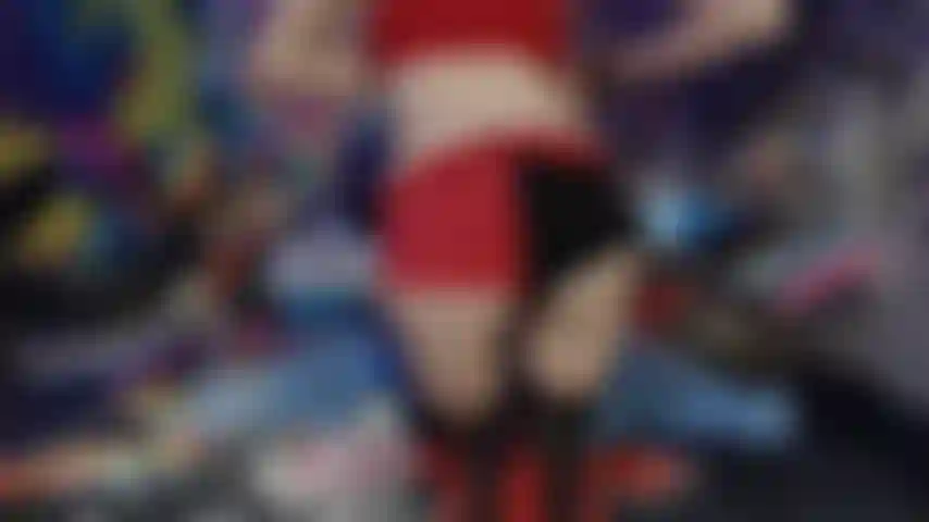 Dp safada da harley quinn + cara desleixada.