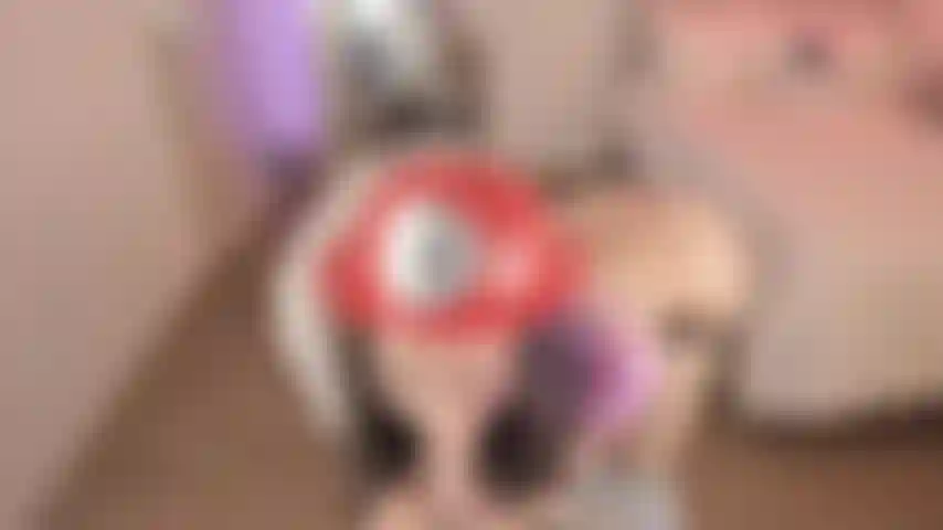 A bombeira chloe sabe lidar com o calor.!