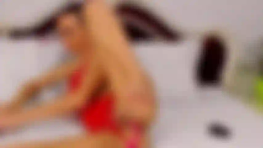 Anal gostoso com 4 dedos, cuzinho apertado.