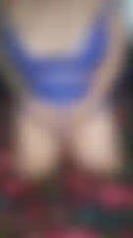 Watch me tease and play with my big titties