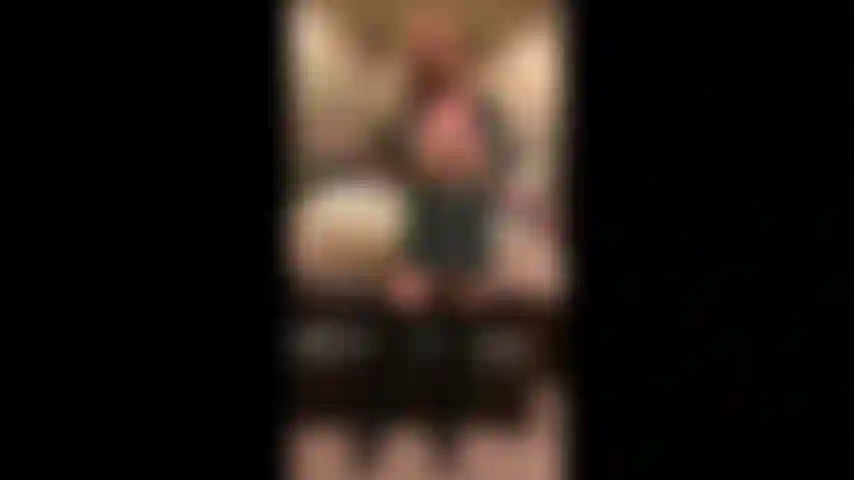 Biker mary tira e brinca.