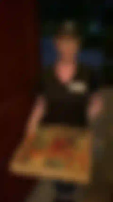 Mary carey, sua "vagabunda de pizza" local entrega!!!