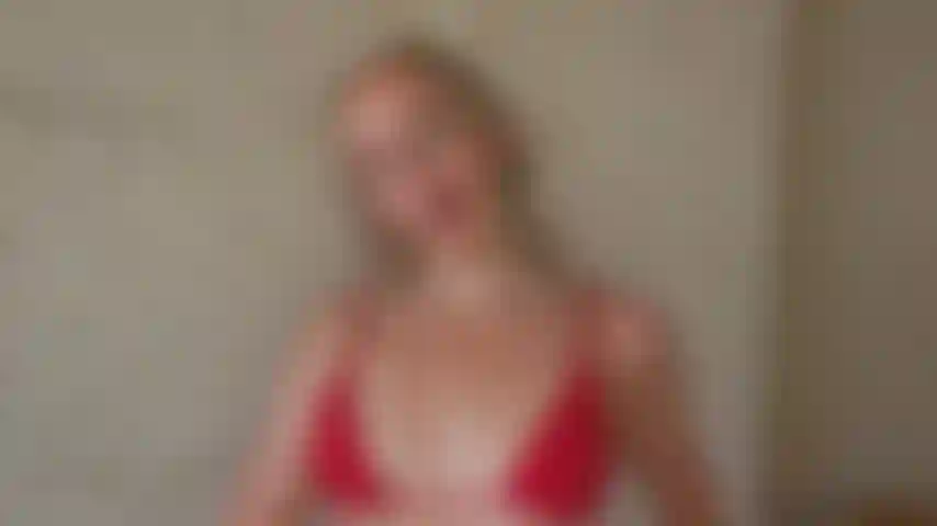 Cum homenagem às minhas sardas e corpo.