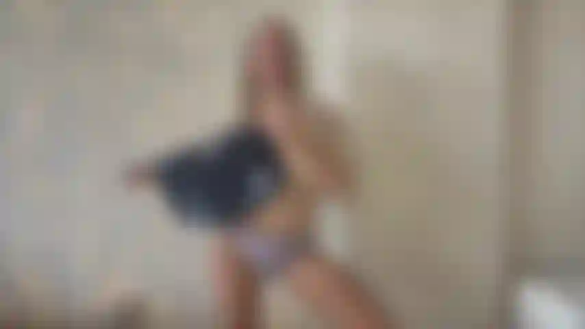 Short jeans joi (contagem regressiva).