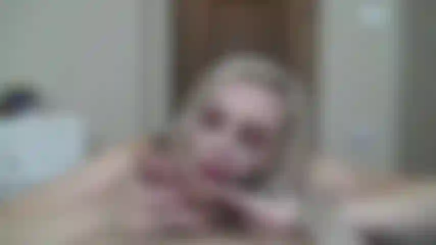 Menino / menina pov bj e andando com creampie acidental.