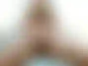 Estou na sacada do meu hotel me divertindo. Provoco minha bucetinha e tenho um forte orgasmo antes de bater no sobe... Tenho tentado socar e aqui está mais uma tentativa :).