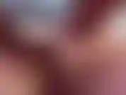 Kitty e eu saímos da câmera durante o dia e decidimos ligar a câmera e ver o que acontecia. Nós nos esfregamos com o foco principal em relaxar a buceta e a bunda um do outro!