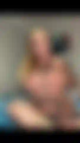 Watc 9min of me playing with my boobs, sucking my toy, playing with my pussy having vibrating butt plug in. Double penetration and anal with my dildo cumming loud for you. Everything close up so you can‘t miss anything. Enjoy