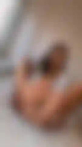 Pés lindos e suados!