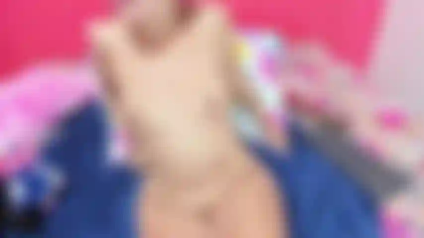 Open my legs and enjoy with me