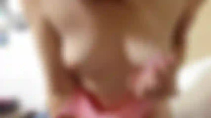 Robin - primeiro coloca o vibrador na minha bucetinha e depois enfia feliz no meu cuzinho! Carrossel de prazeres bem arredondado!