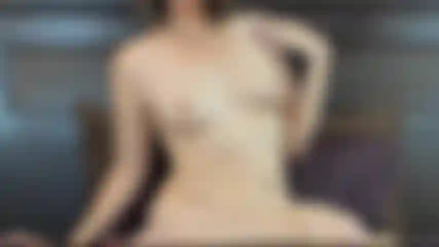 Robin - provocação de pau, chupada de dedo do pé e anal.