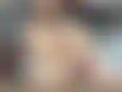 Robin - chupar o dedo do pé é divertido.