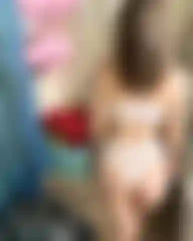 Versão curta do carretel de foto de renda branca da robin.