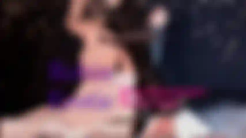 Robin, a deusa erótica domme boot comendo mais - episódio 2, episódio 2 de uma série contínua com a deusa domme robin. Você realmente quer me impressionar com suas recompensas mais tarde ou é uma maneira maravilhosamente feliz de continuar com as fantásticas pulsações e prazer.