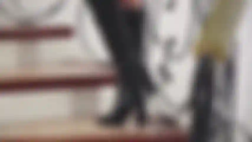 Cada movimento, cada olhar... É feito para te tentar. Você ousa ir mais longe comigo? O melhor... Ainda está para começar.