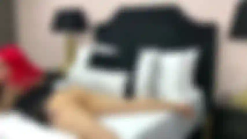 Venha provar essa bunda linda.