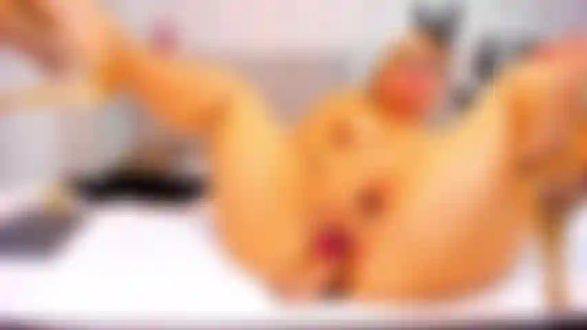 Dupla penetração com tesão.