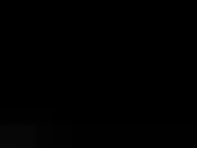 Jogo de barriga gorda, observe-a agarrar, apertar e dar um tapa em sua barriga mole e coberta de estrias. Observe-a balançar e balançar enquanto ela pula em volta da cama.