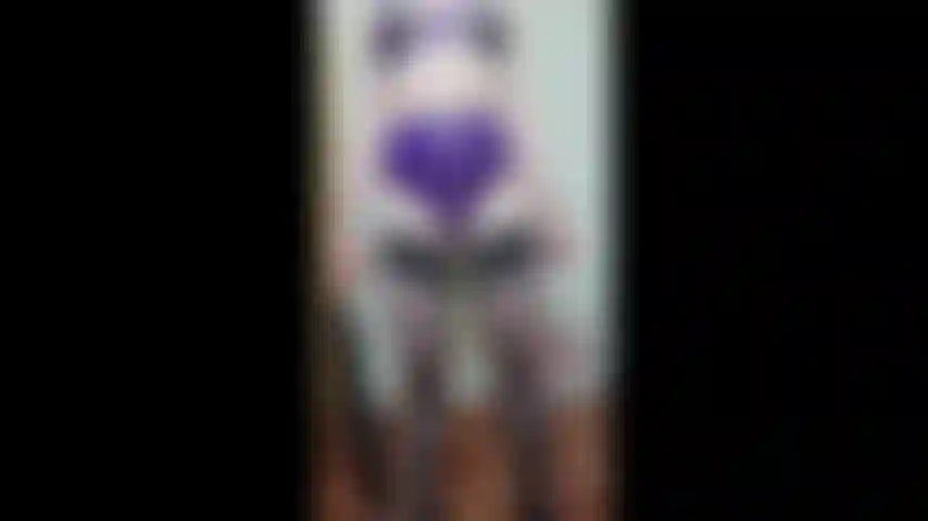 Para onde vão seus olhos, você pode manter os olhos baixos até que a amante lhe dê permissão para olhar? Sutiã aberto pvc roxo e calcinha pvc estilo bdsm dominação amante.
