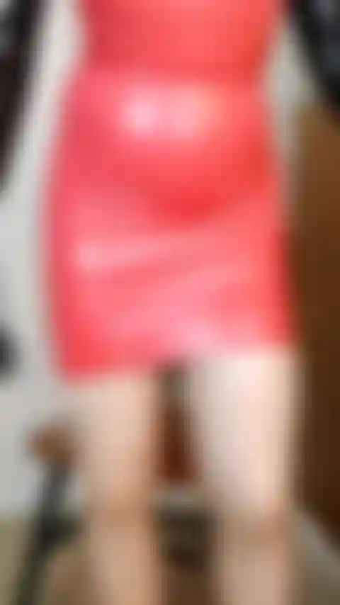 Torta de cereja com látex vermelho.