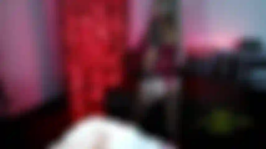 Eu fodo a sua namorada com mais força do que você!