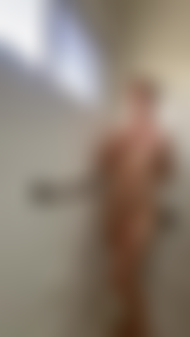 Observe-me brincar no chuveiro.