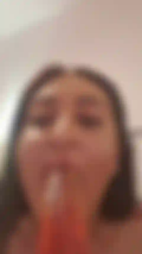 Dê uma olhada, eu te desafio ... Você vai adorar meu pov bj e cavalgar em você.