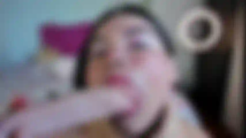 Boquete sexy, contato visual, beijo no pau.