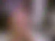 Então, diga-me, você é um homem de peitos, um homem de bunda ou ambos? Aproveite meus peitos enormes e bumbum de bolhas neste vídeo quente de férias. Fodendo meu cara de pau e brinquedo de vidro!