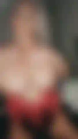 Oily huge tits out red shinu suit. End up naked with only my red long latex boots on fucking my creamy cunt till I squirt  pure filth